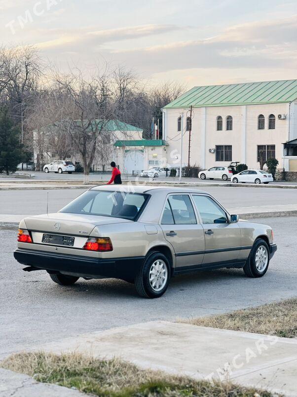 Mercedes-Benz E300 1988 - 66 000 TMT - Aşgabat - img 9