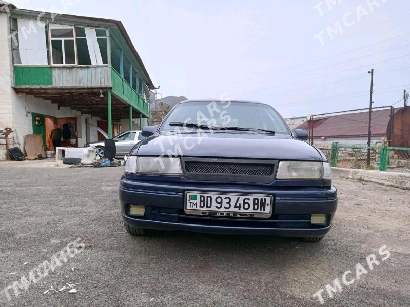 Opel Vectra 1994 - 30 000 TMT - Туркменбаши - img 3