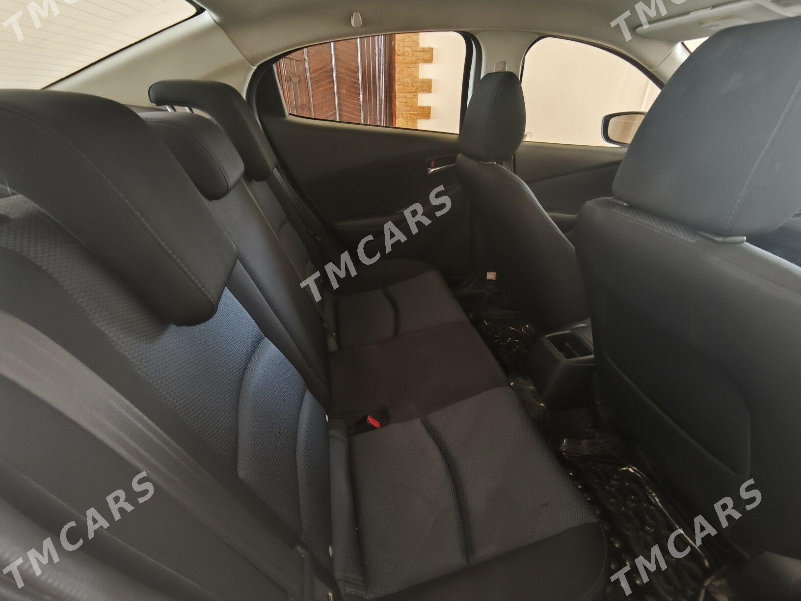 Toyota Scion 2015 - 200 000 TMT - Türkmenabat - img 9