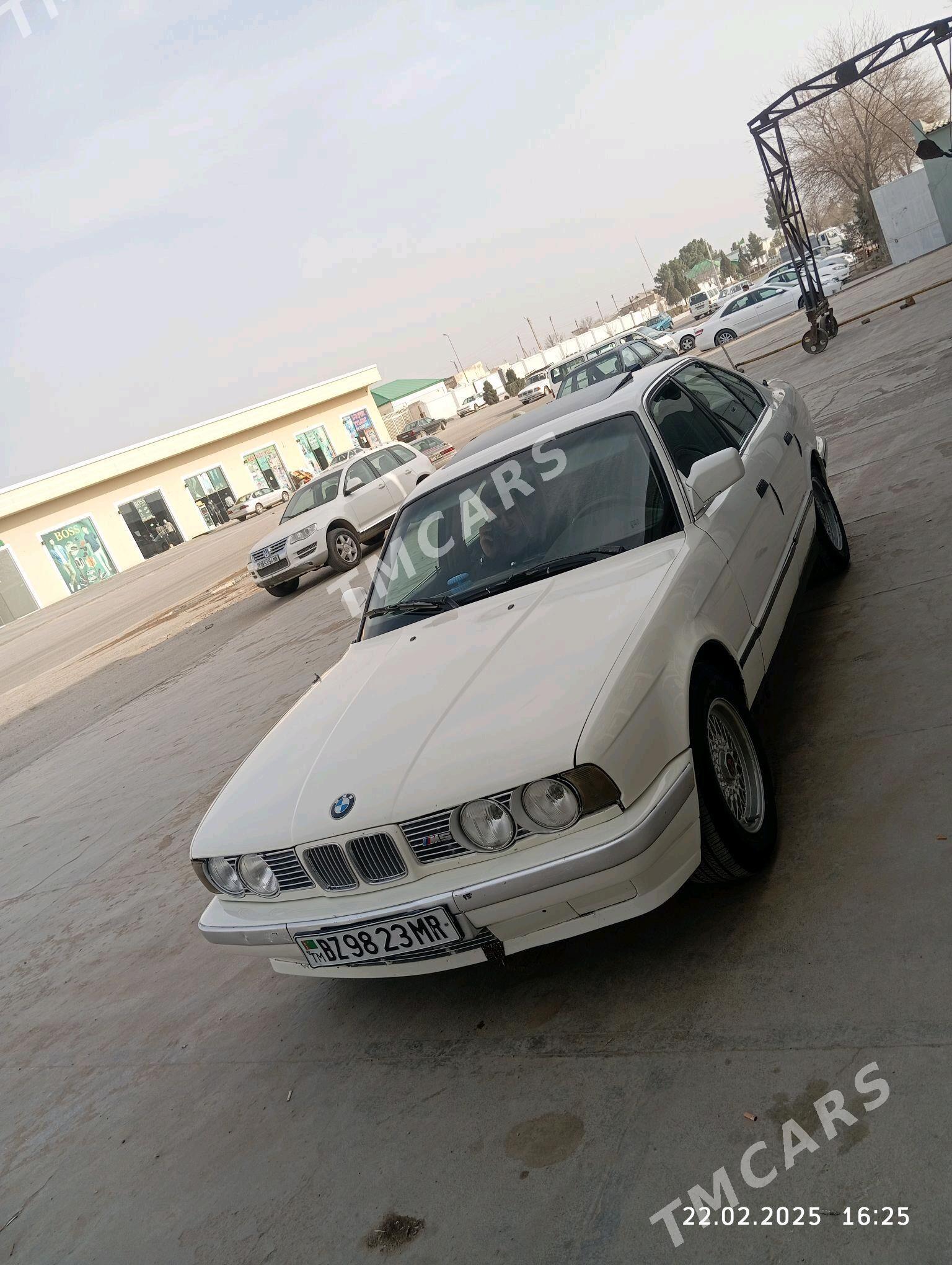 BMW 520 1992 - 35 000 TMT - Baýramaly - img 4