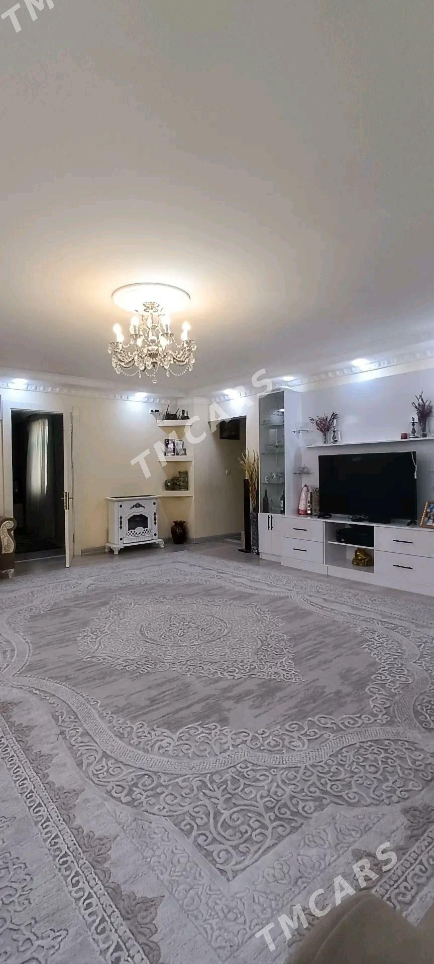 ДОМ ЦЕНТР 5-КОМ 180М² - Aşgabat - img 2