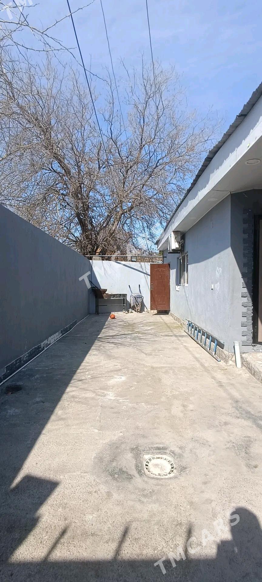 ДОМ ЦЕНТР 5-КОМ 180М² - Aşgabat - img 9