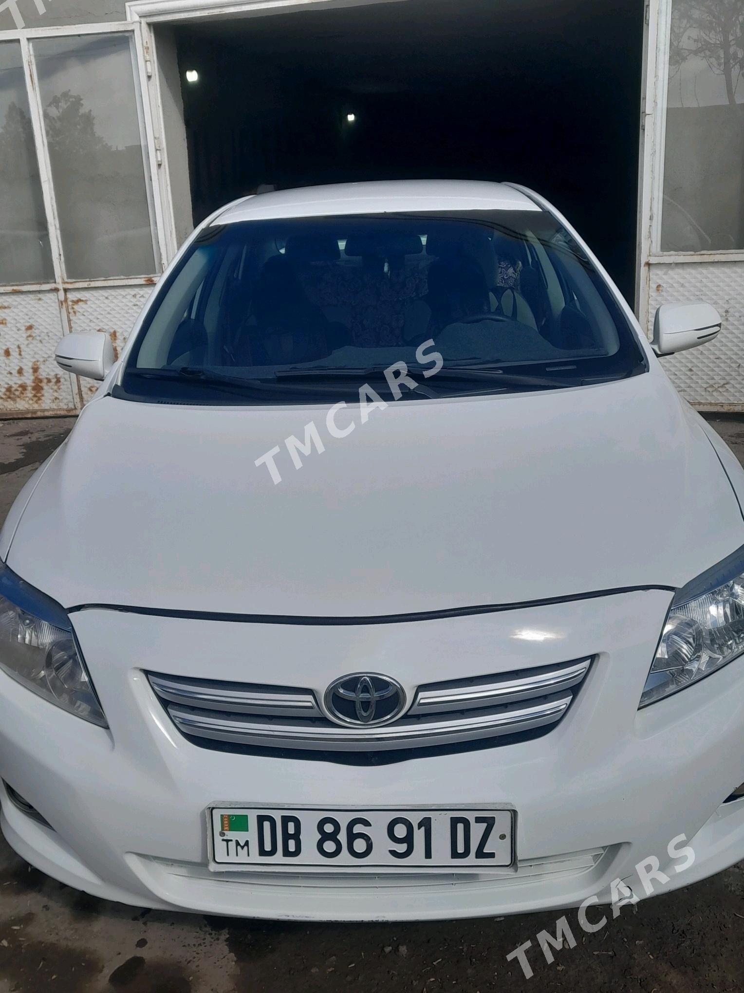 Toyota Corolla 2010 - 140 000 TMT - Акдепе - img 4