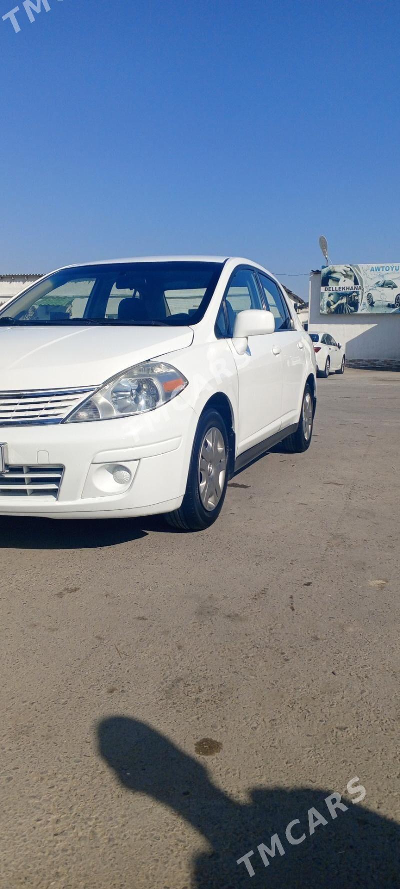 Nissan Versa 2010 - 102 000 TMT - Мир 1 - img 3