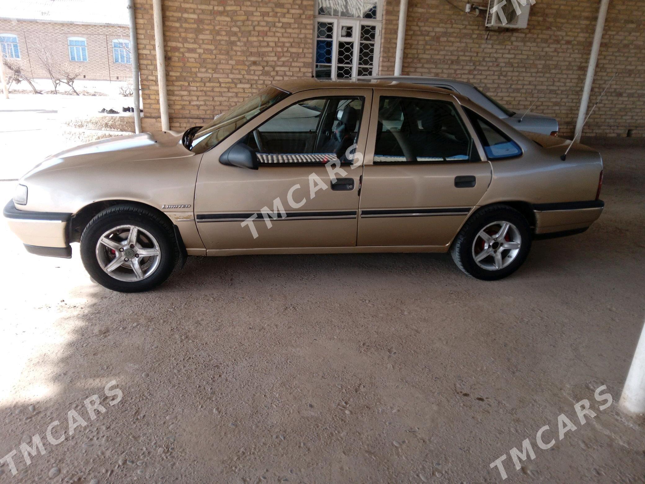 Opel Vectra 1991 - 24 000 TMT - Mary - img 4