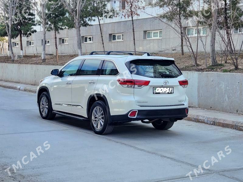 Toyota Highlander 2017 - 425 000 TMT - Ашхабад - img 4