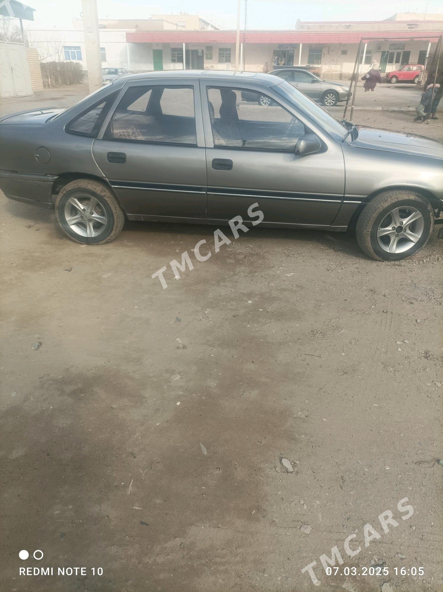 Opel Vectra 1992 - 24 000 TMT - Газаджак - img 2