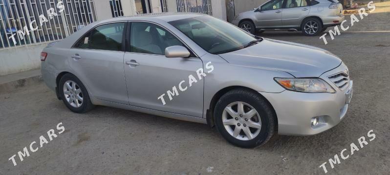 Toyota Camry 2011 - 165 000 TMT - Мары - img 3