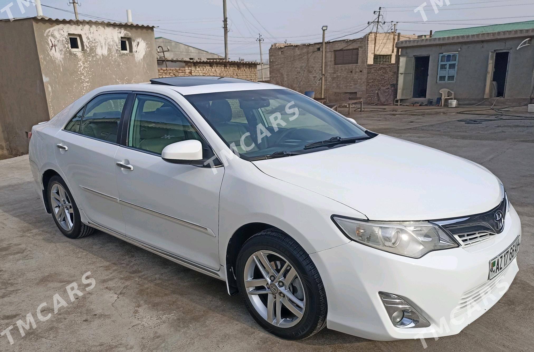 Toyota Camry 2012 - 190 000 TMT - Tejen - img 3