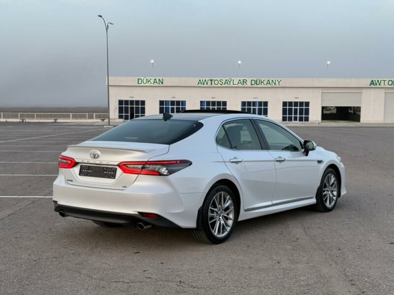 Toyota Camry 2021 - 675 000 TMT - Aşgabat - img 5