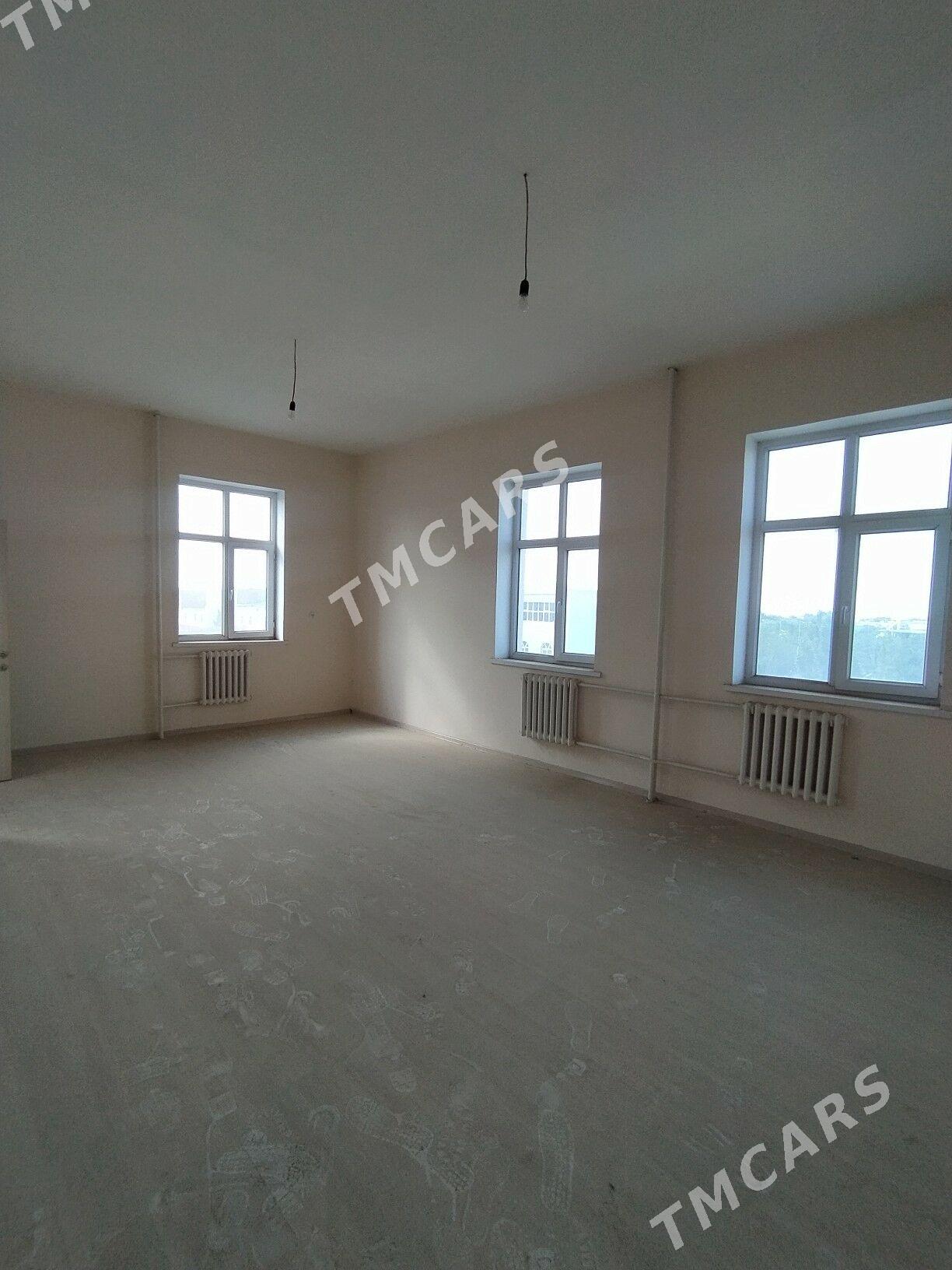 Элитка Новруз 1. 2эт3ком 145м² - Дашогуз - img 6