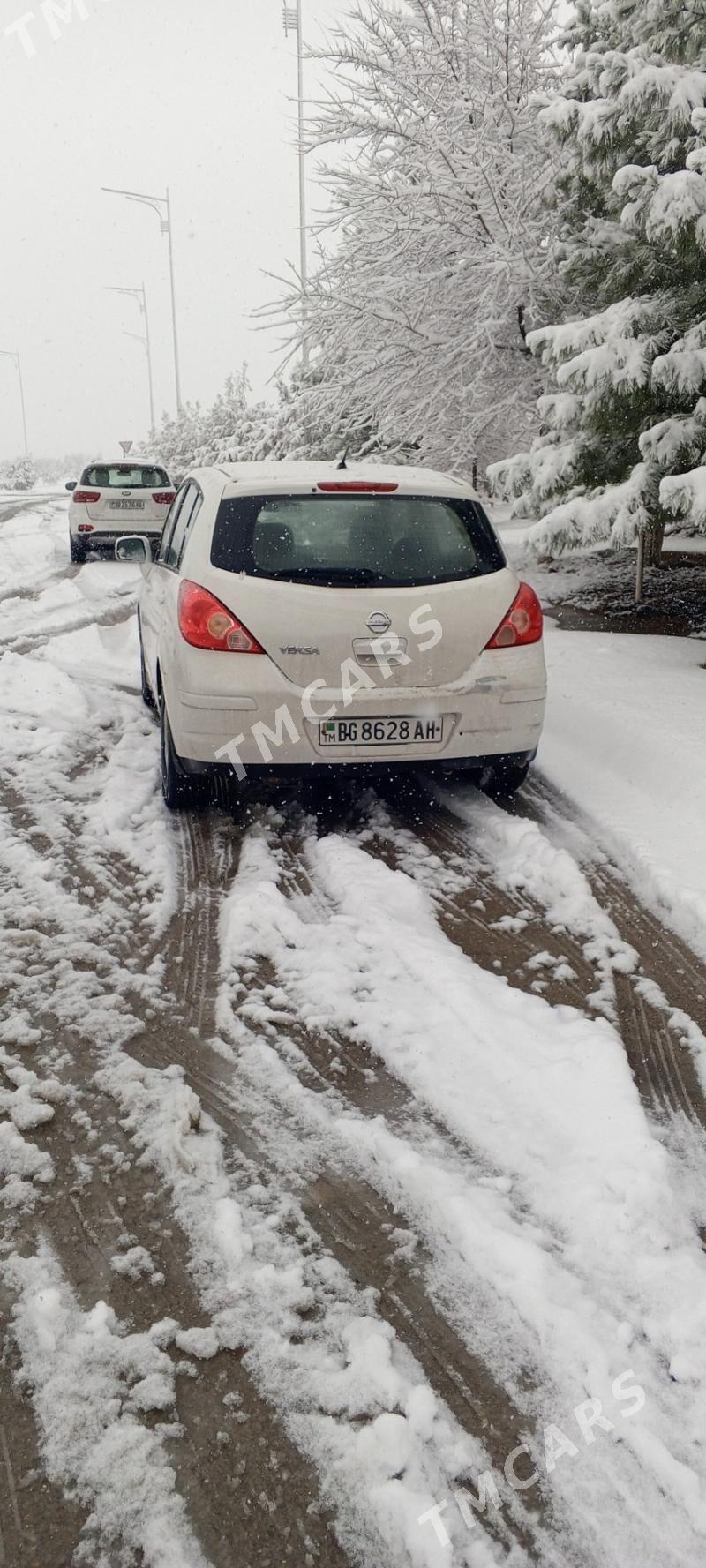 Nissan Versa 2009 - 105 000 TMT - Анев - img 2