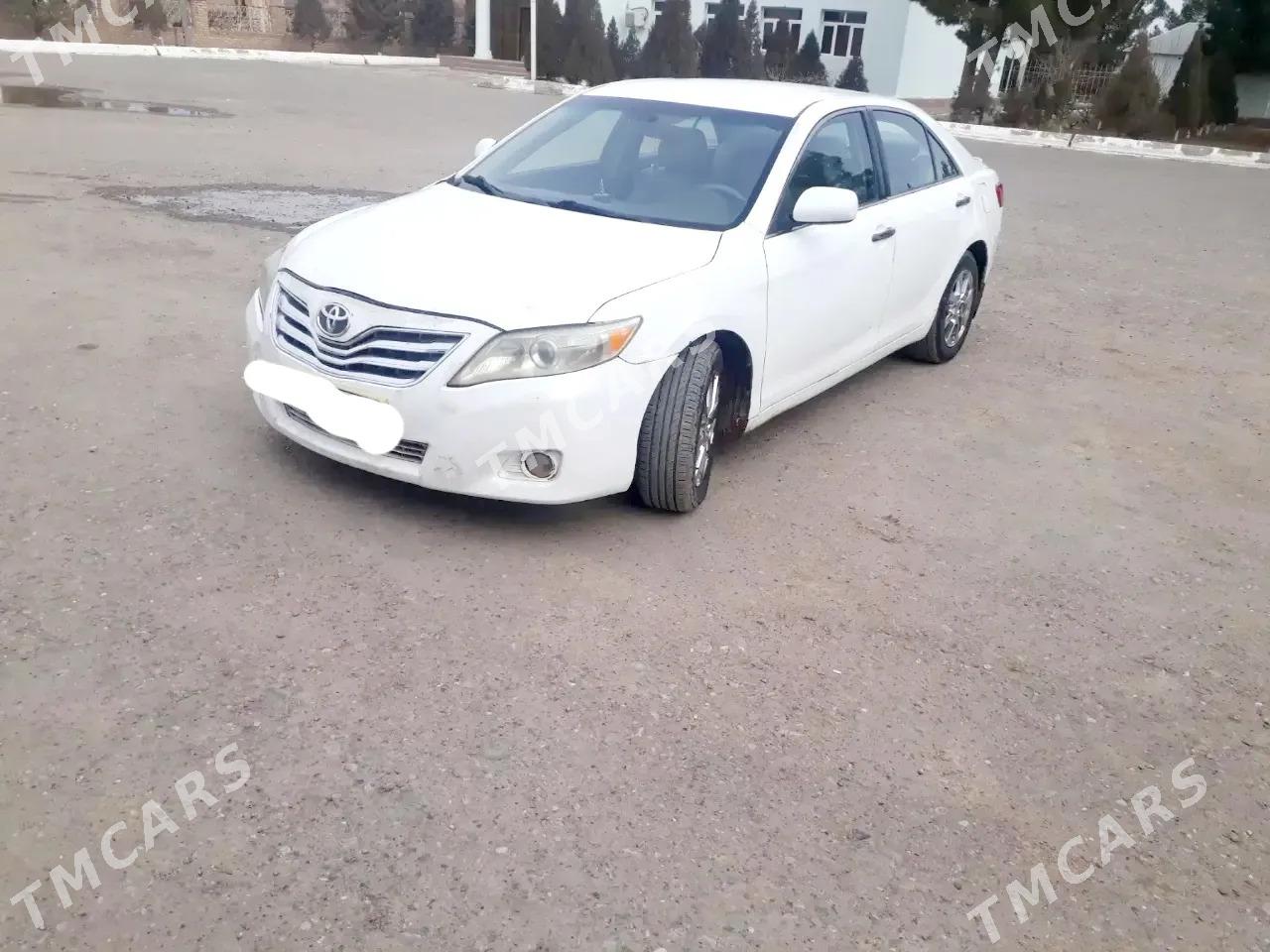 Toyota Camry 2010 - 135 000 TMT - Sarahs - img 2