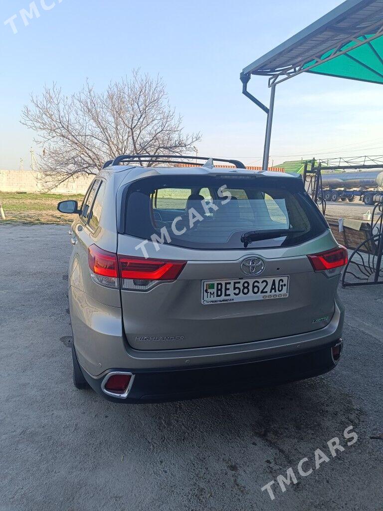 Toyota Highlander 2016 - 399 750 TMT - Aşgabat - img 3