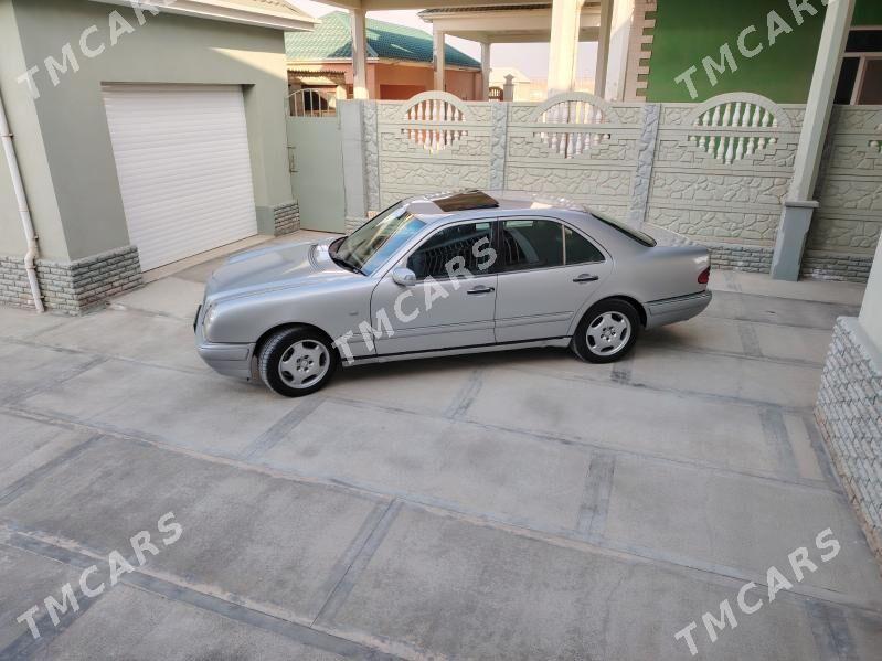 Mercedes-Benz E320 1997 - 85 000 TMT - Gumdag - img 3