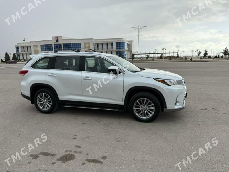 Toyota Highlander 2019 - 420 000 TMT - Балканабат - img 3