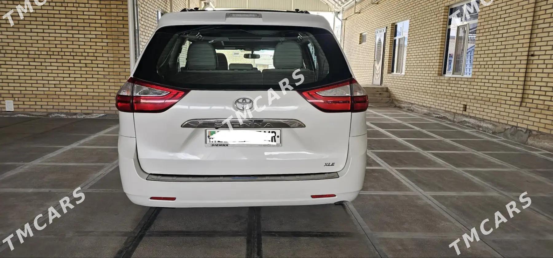 Toyota Sienna 2018 - 330 000 TMT - Mary - img 2