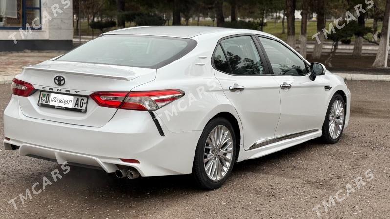 Toyota Camry 2019 - 260 000 TMT - Ашхабад - img 2