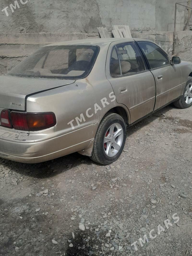 Toyota Camry 1995 - 60 000 TMT - Tejen - img 2