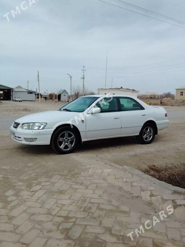 Toyota Camry 1999 - 115 000 TMT - Baýramaly - img 2