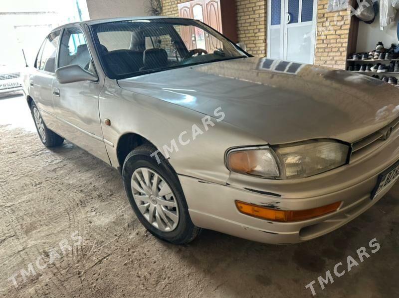 Toyota Camry 1993 - 57 000 TMT - Дянев - img 3