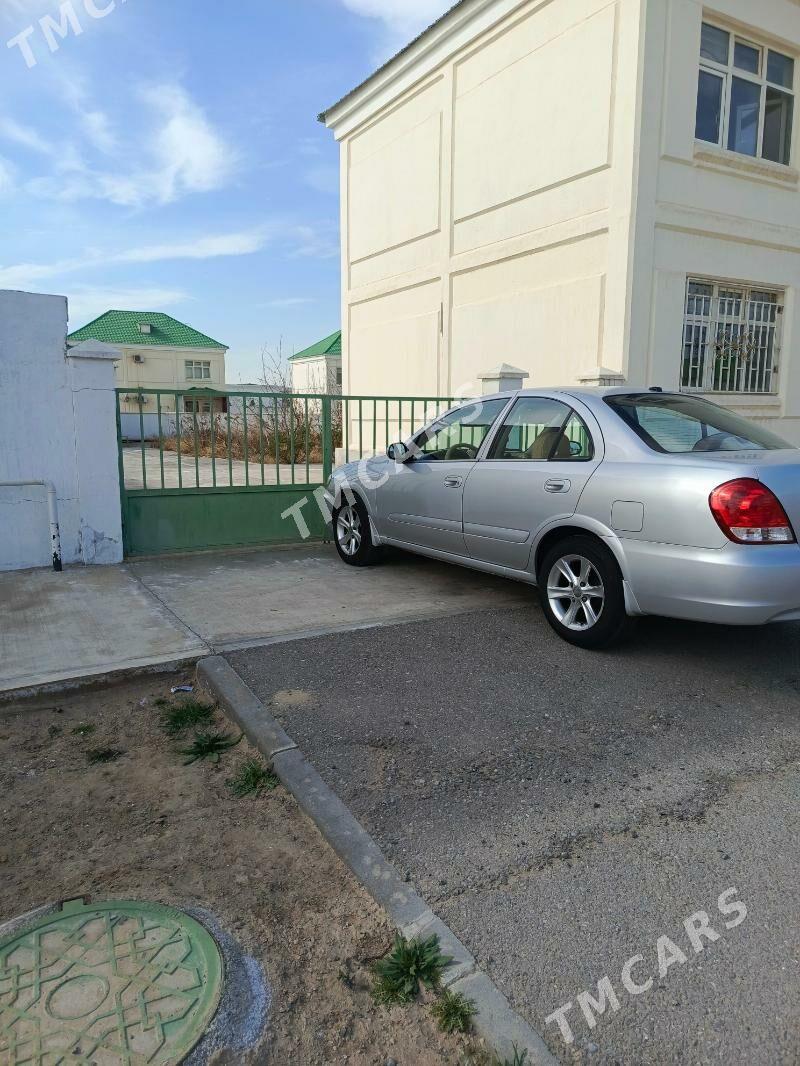 Nissan Sunny 2010 - 125 000 TMT - Täze zaman - img 2