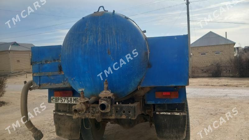 Zil 130 1991 - 32 000 TMT - Сакарчага - img 2