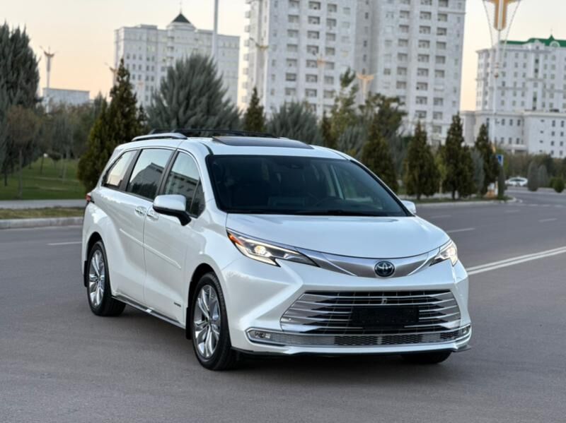 Toyota Sienna 2022 - 765 000 TMT - Aşgabat - img 6