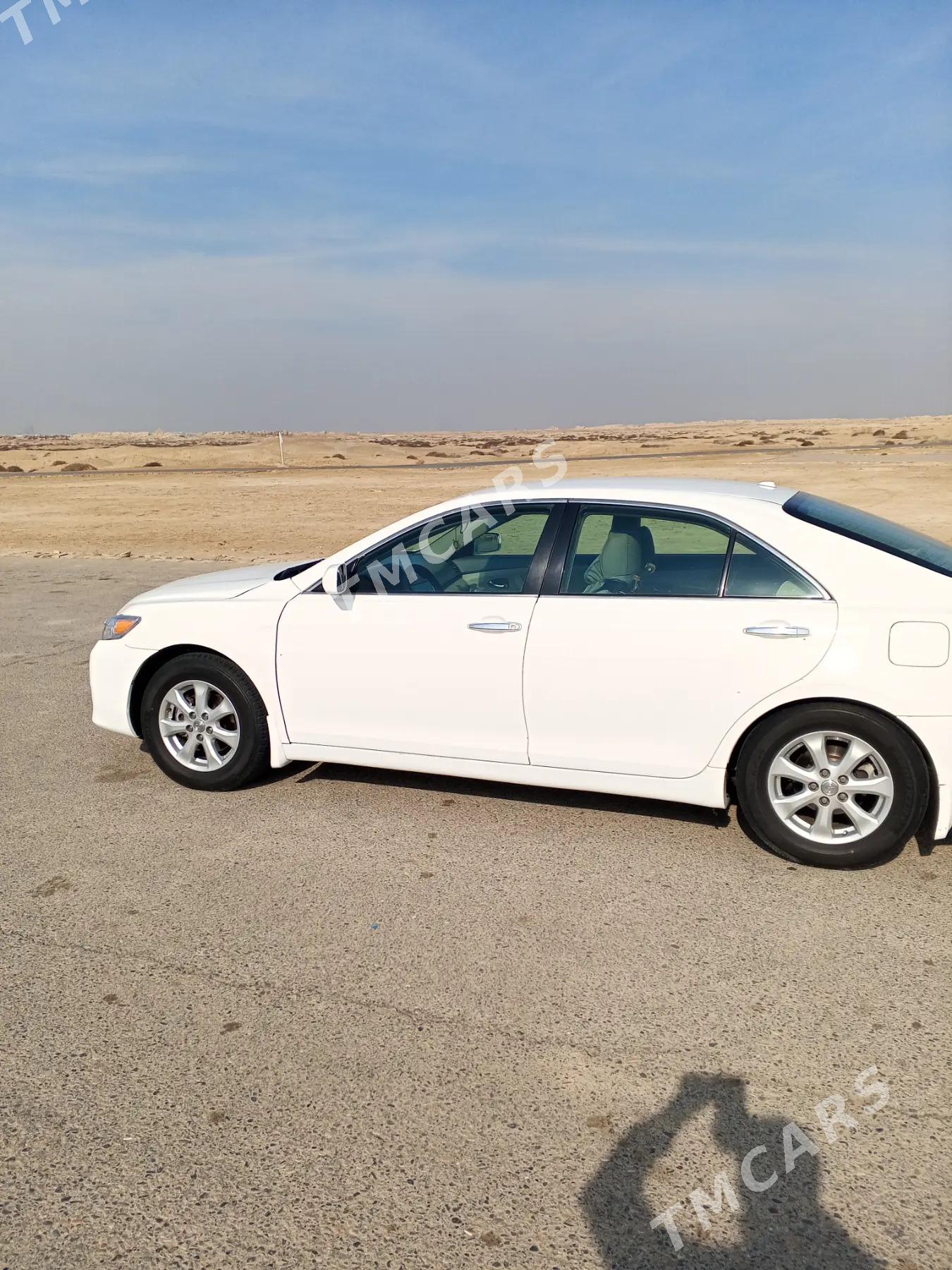 Toyota Camry 2010 - 200 000 TMT - Туркменгала - img 6