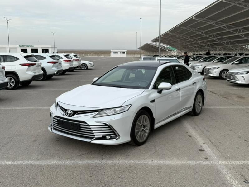 Toyota Camry 2023 - 807 000 TMT - Aşgabat - img 7