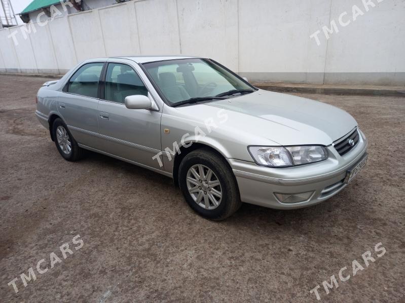 Toyota Camry 2000 - 130 000 TMT - Дашогуз - img 2