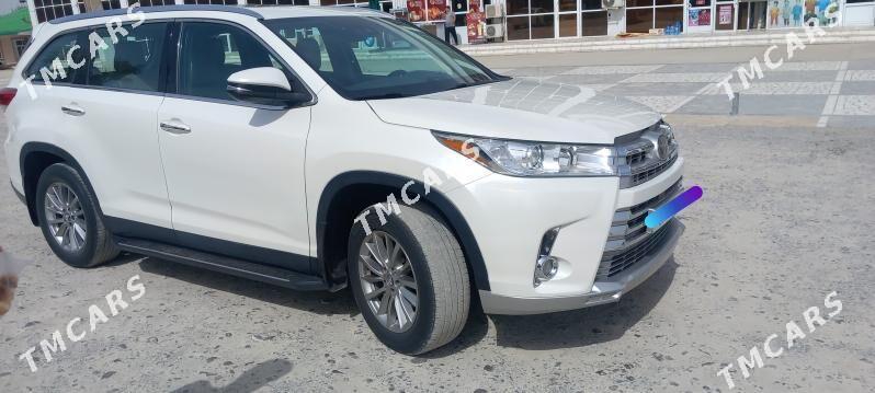 Toyota Highlander 2018 - 351 000 TMT - Täze zaman - img 3