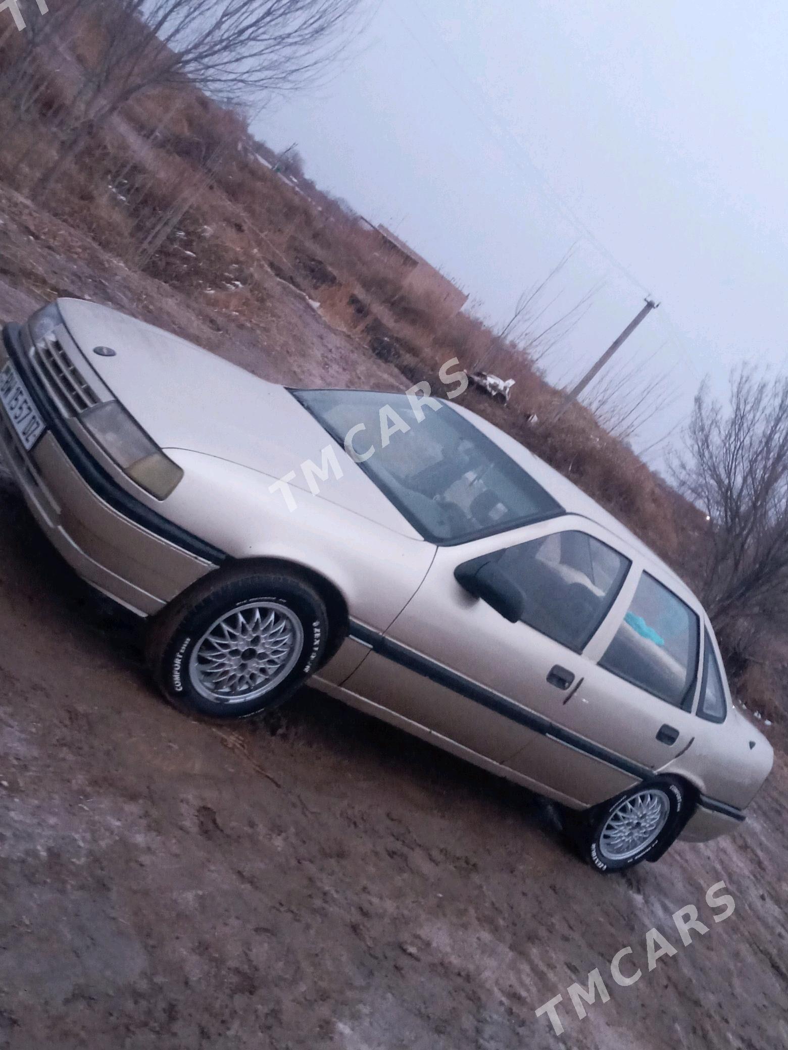 Opel Vectra 1991 - 32 000 TMT - Гурбансолтан Едже - img 3