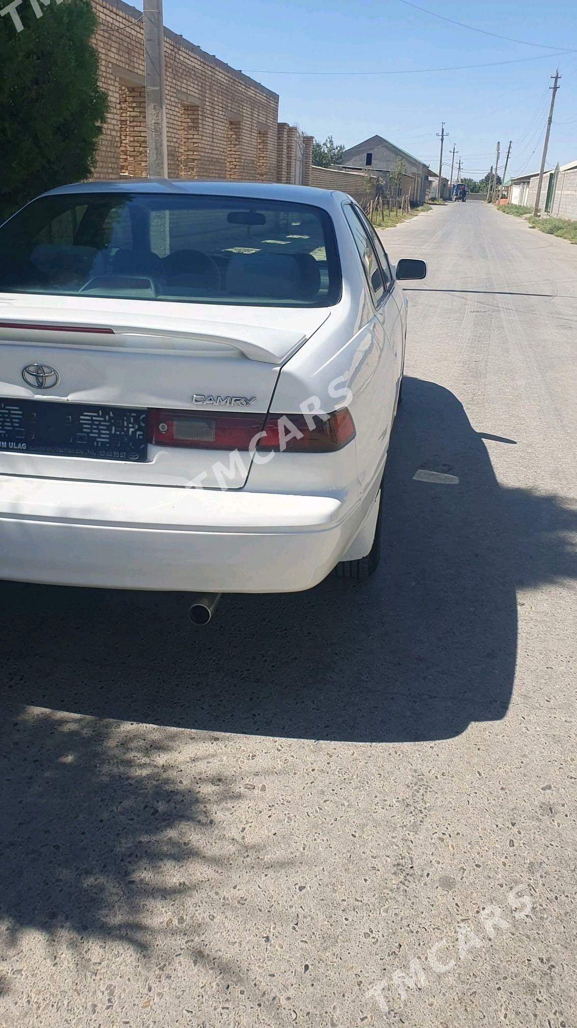 Toyota Camry 1997 - 110 000 TMT - Kaka - img 3