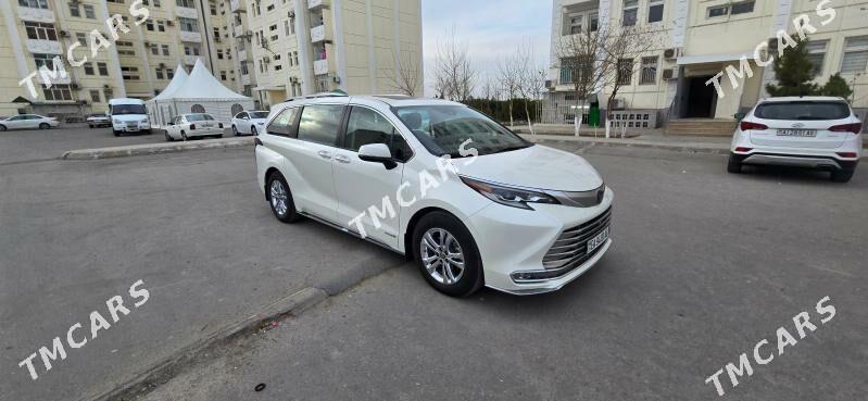 Toyota Sienna 2021 - 710 000 TMT - Aşgabat - img 2