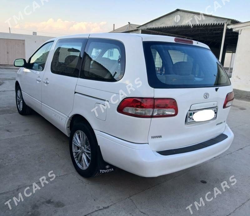 Toyota Sienna 2001 - 123 000 TMT - Бахарден - img 3