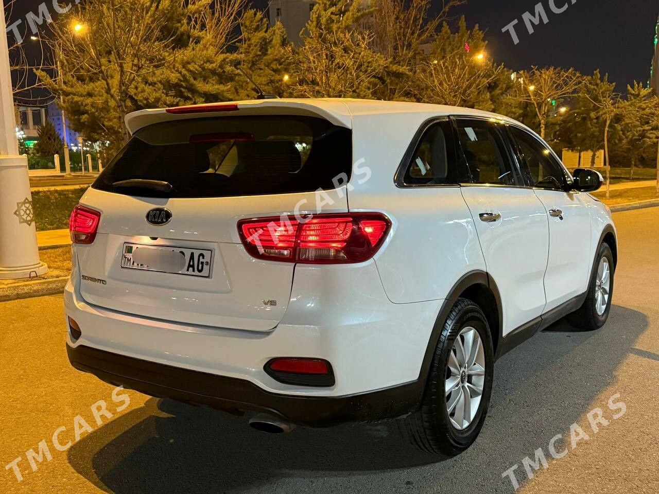 Kia Sorento 2019 - 225 000 TMT - Ашхабад - img 8