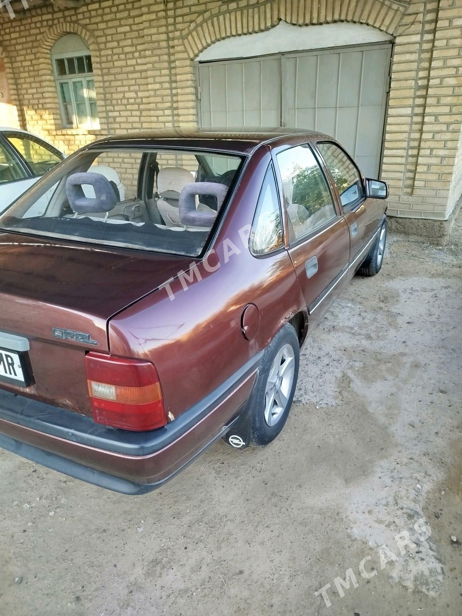 Opel Vectra 1989 - 30 000 TMT - Мары - img 2