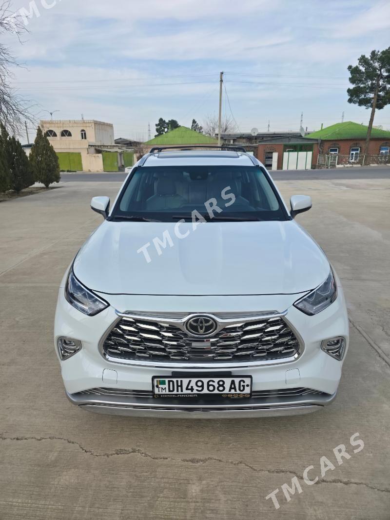 Toyota Highlander 2022 - 588 000 TMT - Büzmeýin GRES - img 3