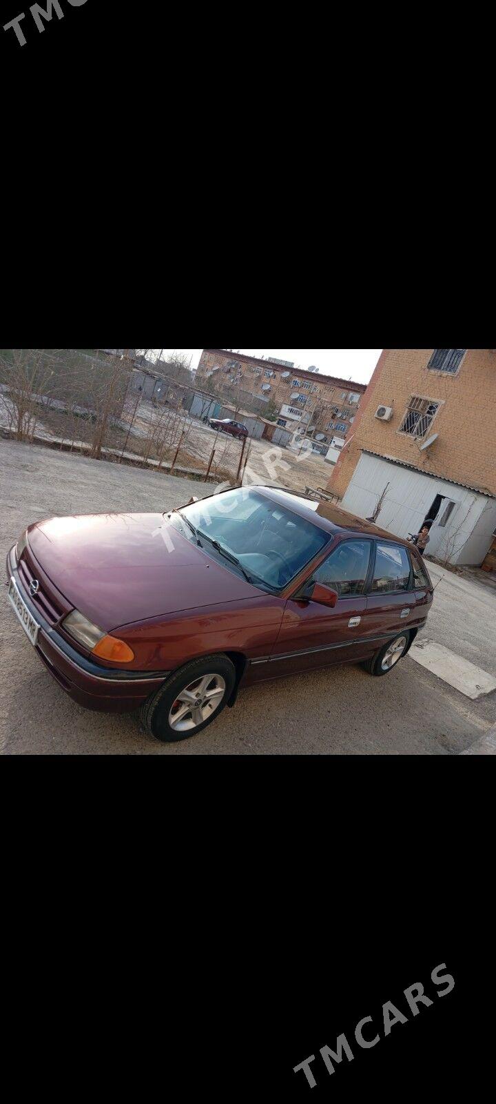 Opel Astra 1992 - 39 000 TMT - Mary - img 1