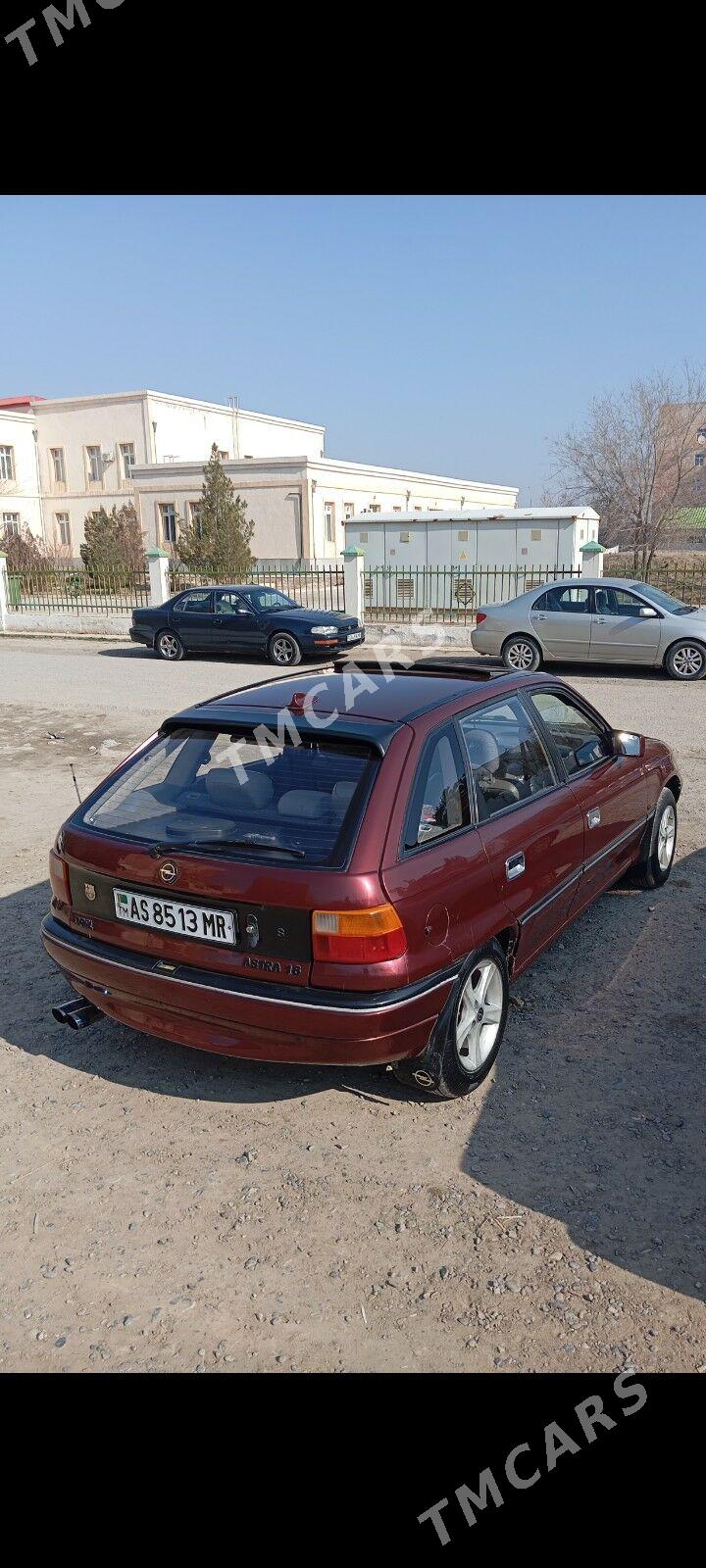 Opel Astra 1992 - 39 000 TMT - Mary - img 5