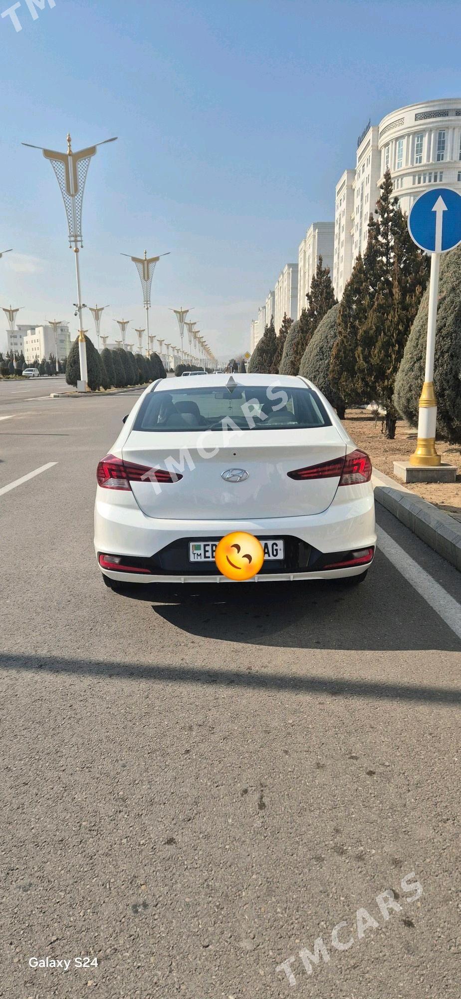 Hyundai Elantra 2019 - 220 000 TMT - Aşgabat - img 3