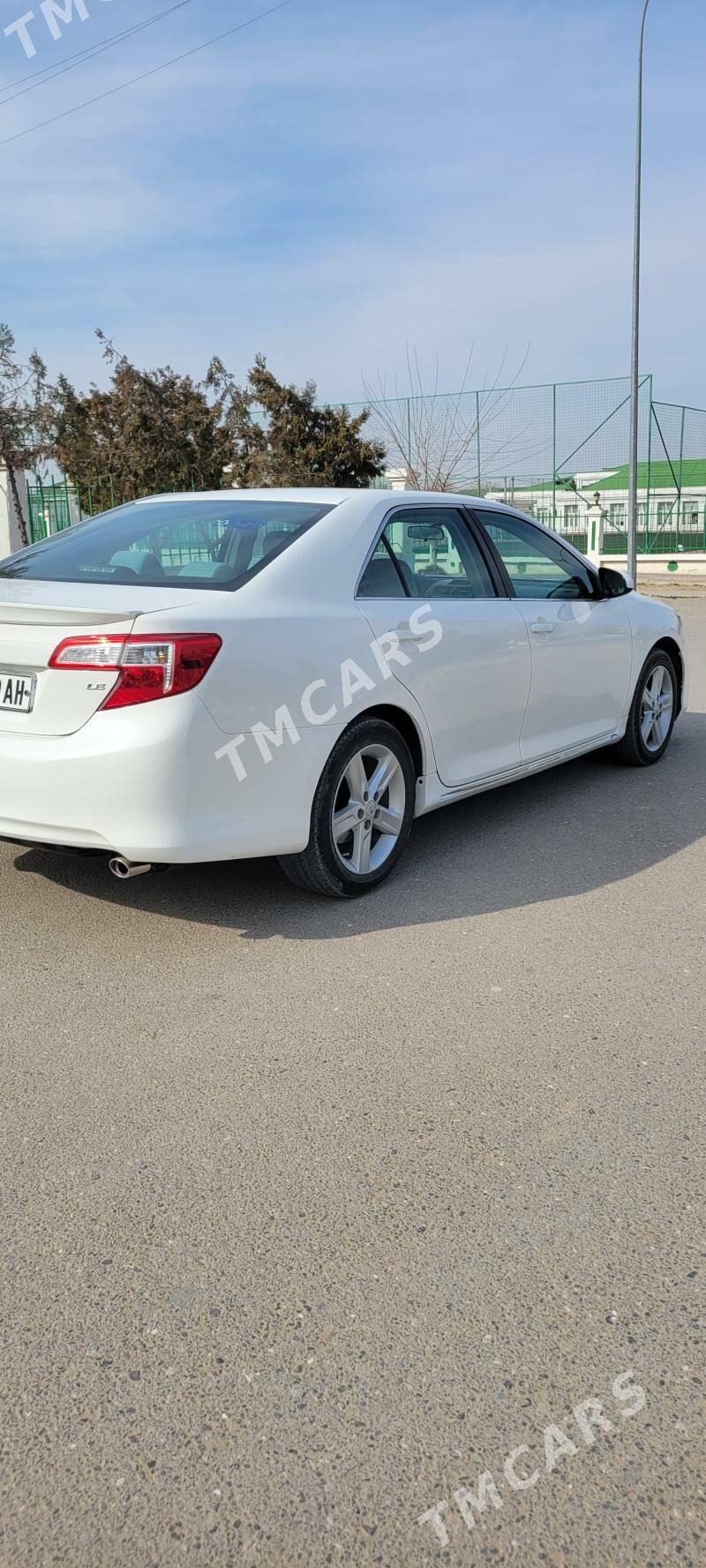 Toyota Camry 2012 - 177 000 TMT - Кака - img 4