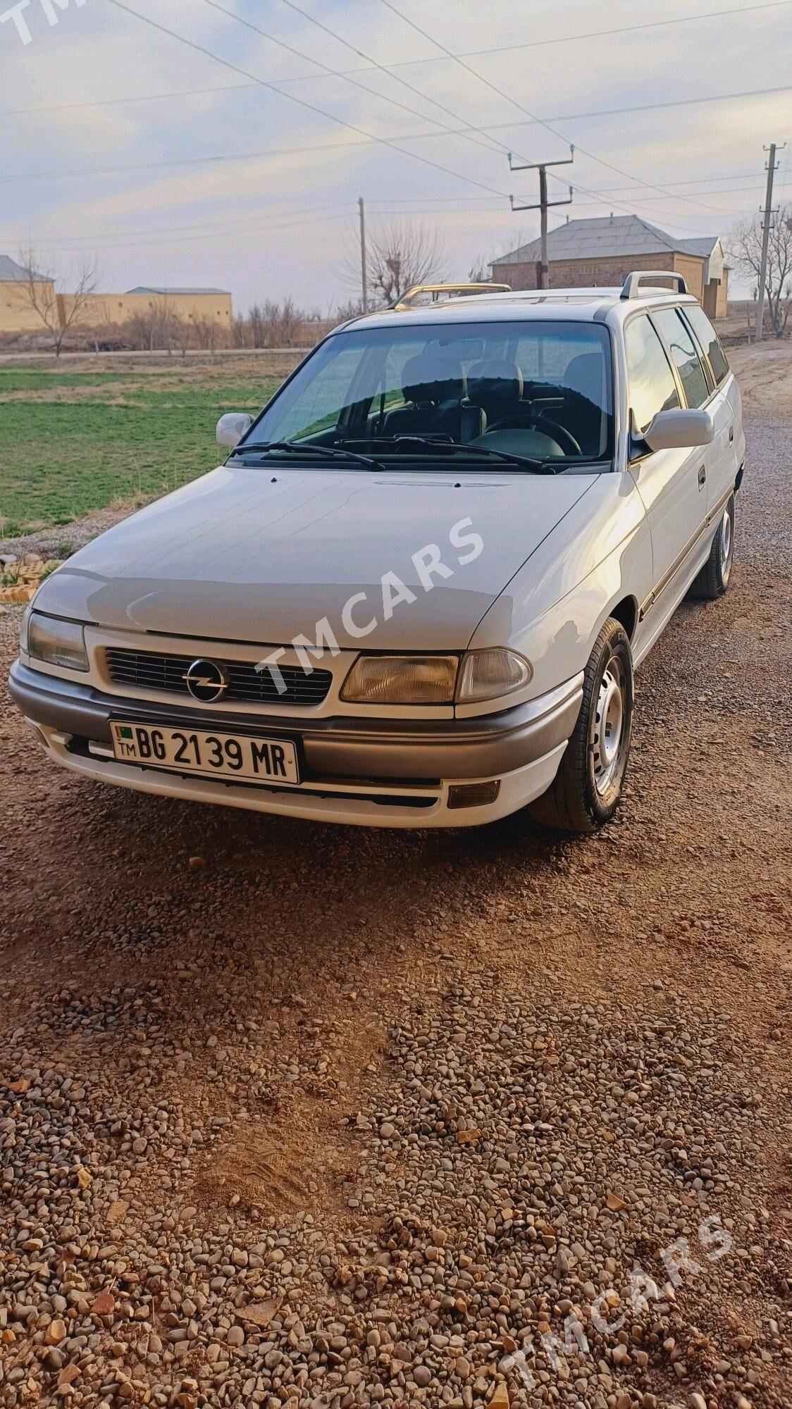 Opel Astra 1992 - 44 000 TMT - Sakarçäge - img 3