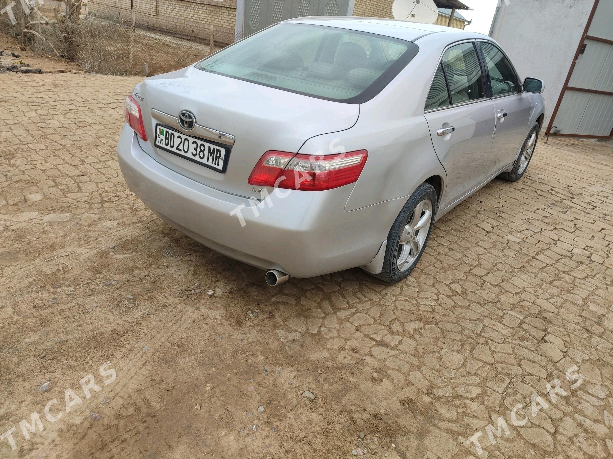 Toyota Camry 2007 - 130 000 TMT - Baýramaly - img 2