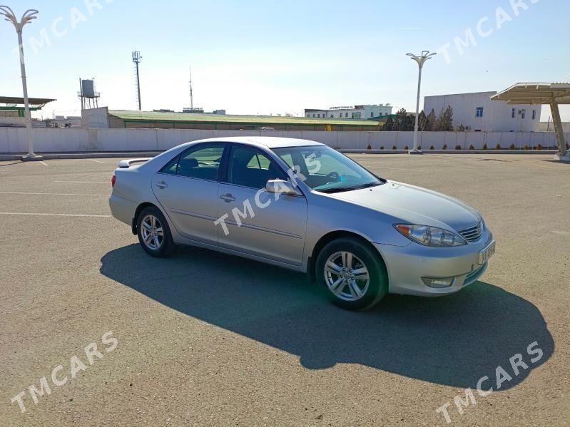 Toyota Camry 2002 - 125 000 TMT - Дашогуз - img 4