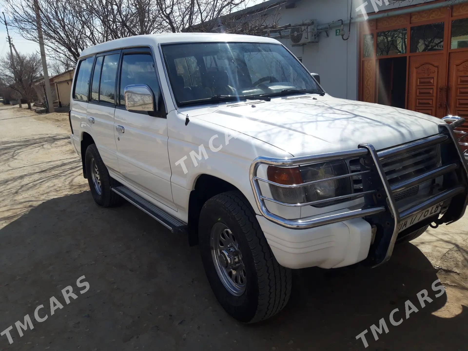 Mitsubishi Pajero 1997 - 90 000 TMT - Дянев - img 7