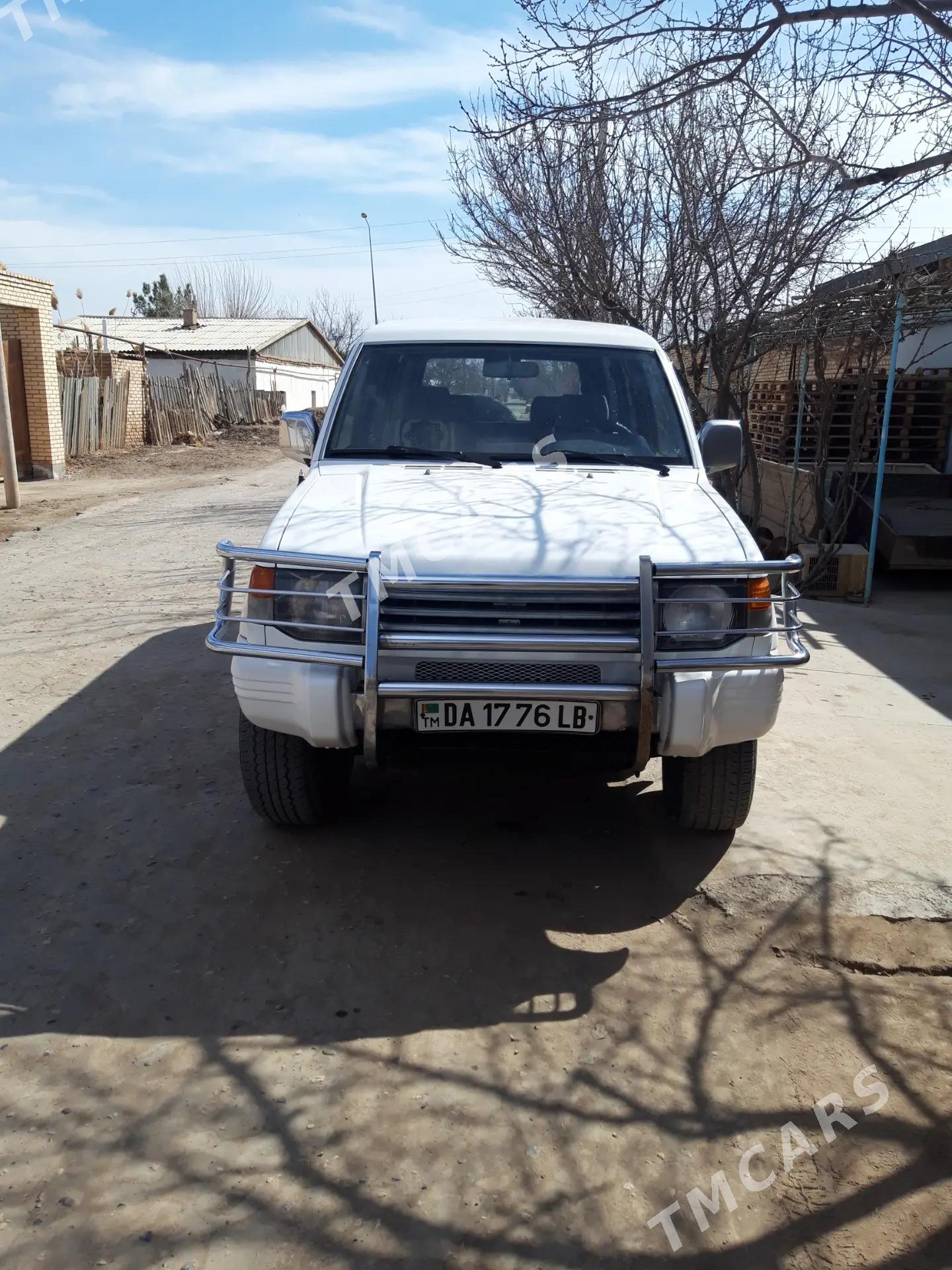 Mitsubishi Pajero 1997 - 90 000 TMT - Дянев - img 8