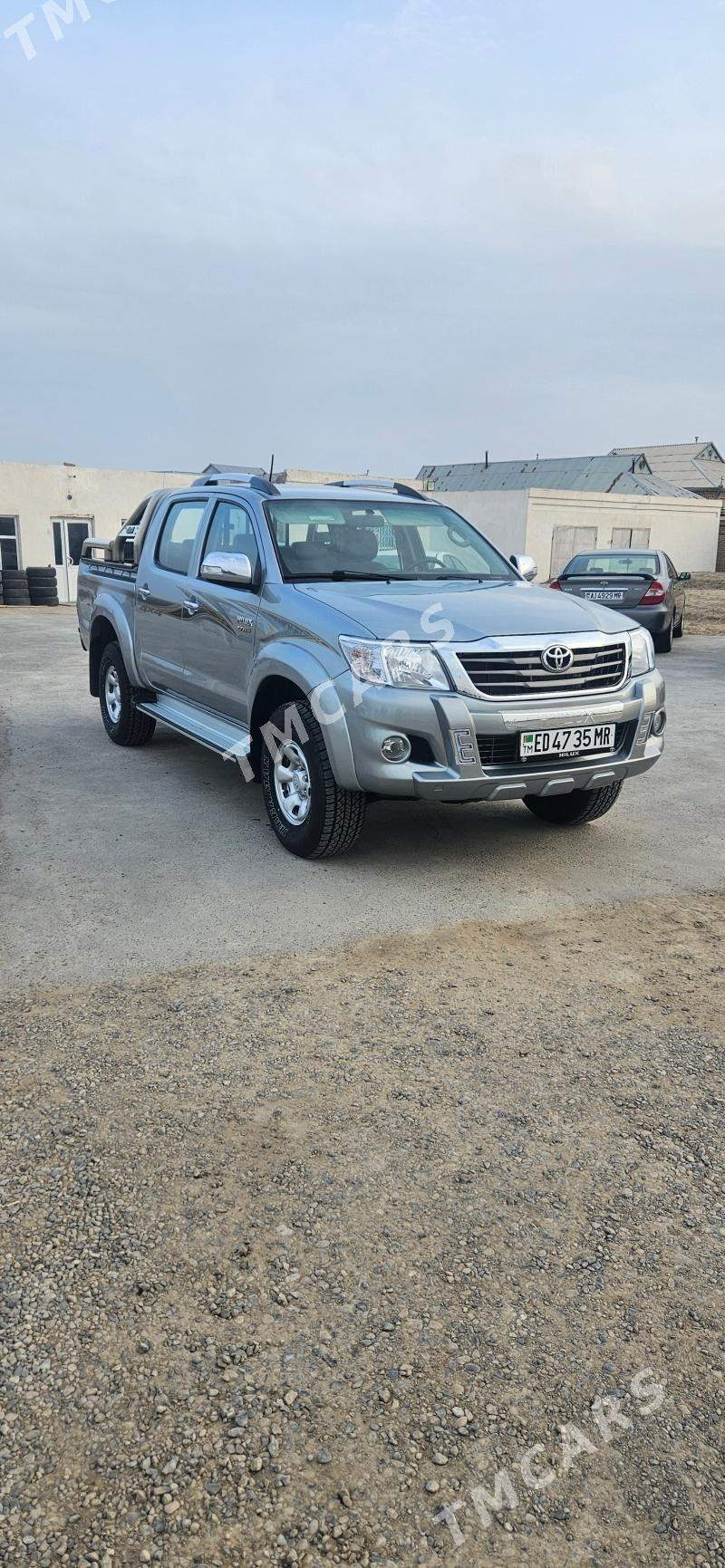 Toyota Hilux 2015 - 350 660 TMT - Mary - img 6