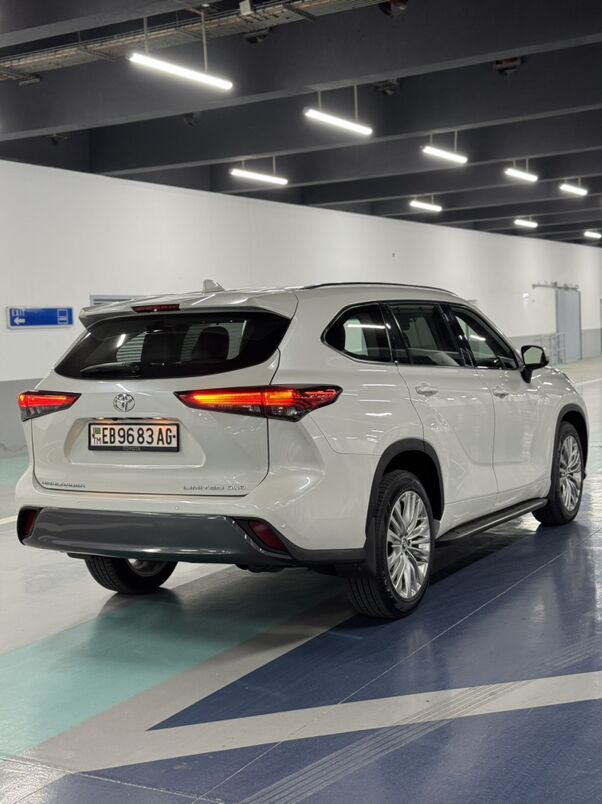 Toyota Highlander 2021 - 570 000 TMT - Aşgabat - img 8